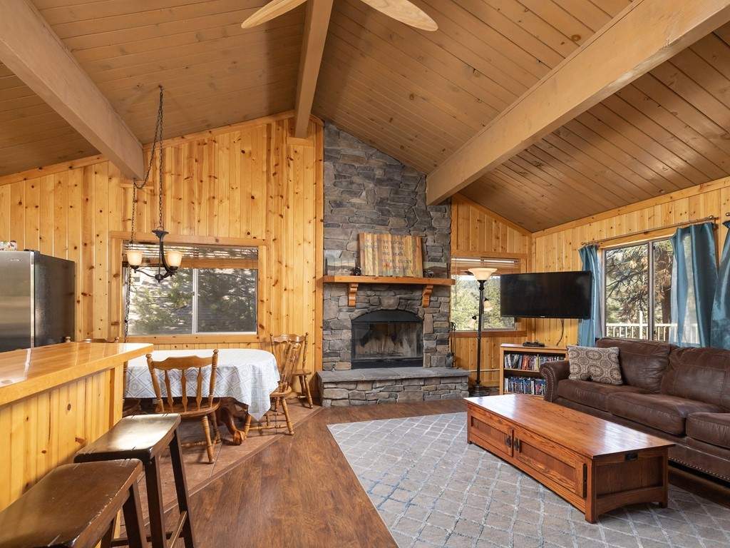 39038 Bayview Ln 39038 Bayview Ln