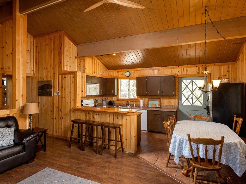 39038 Bayview Ln 39038 Bayview Ln