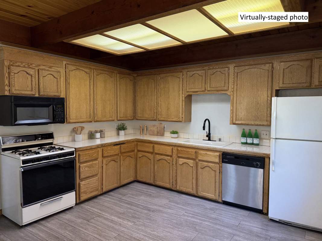 010_Kitchen 010_Kitchen