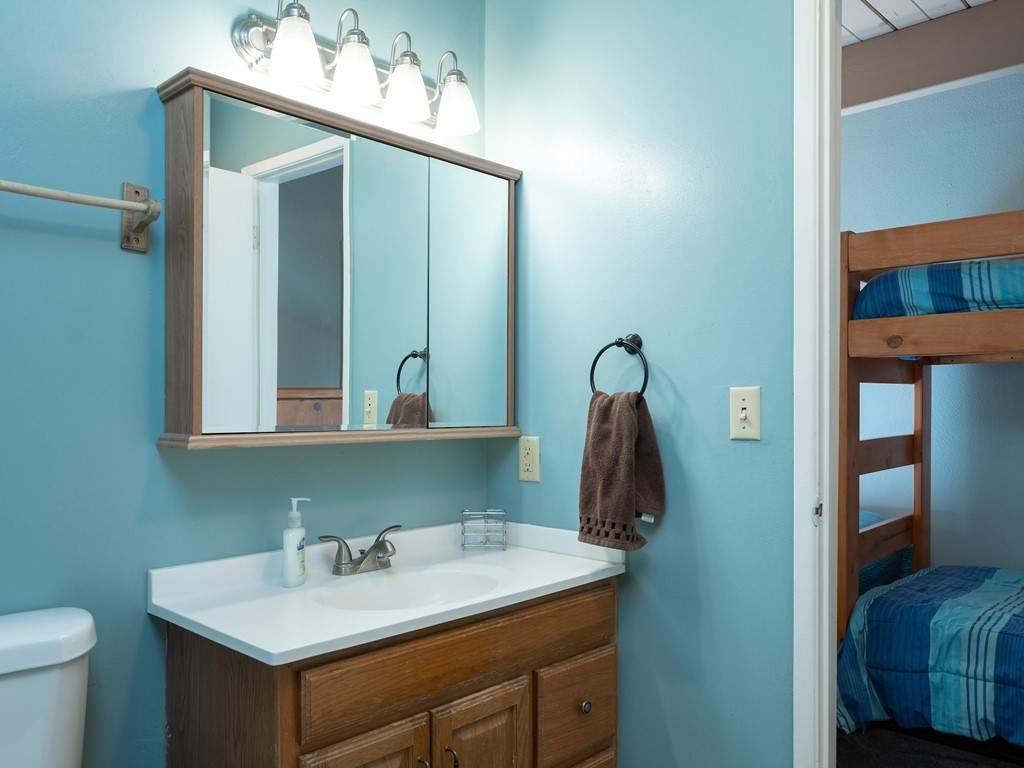 39038 Bayview Ln 39038 Bayview Ln