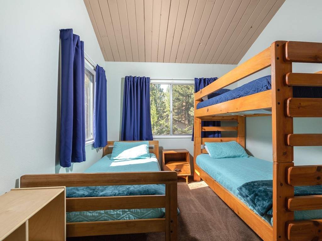 39038 Bayview Ln 39038 Bayview Ln