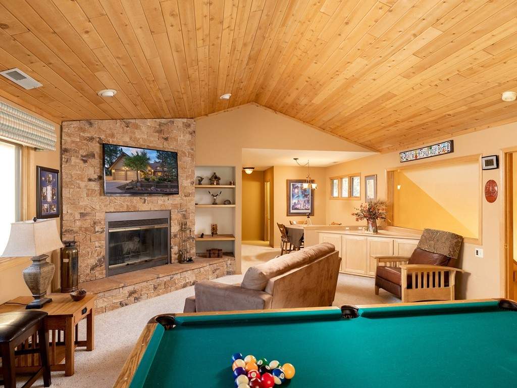 42713 Constellation Dr 42713 Constellation Dr