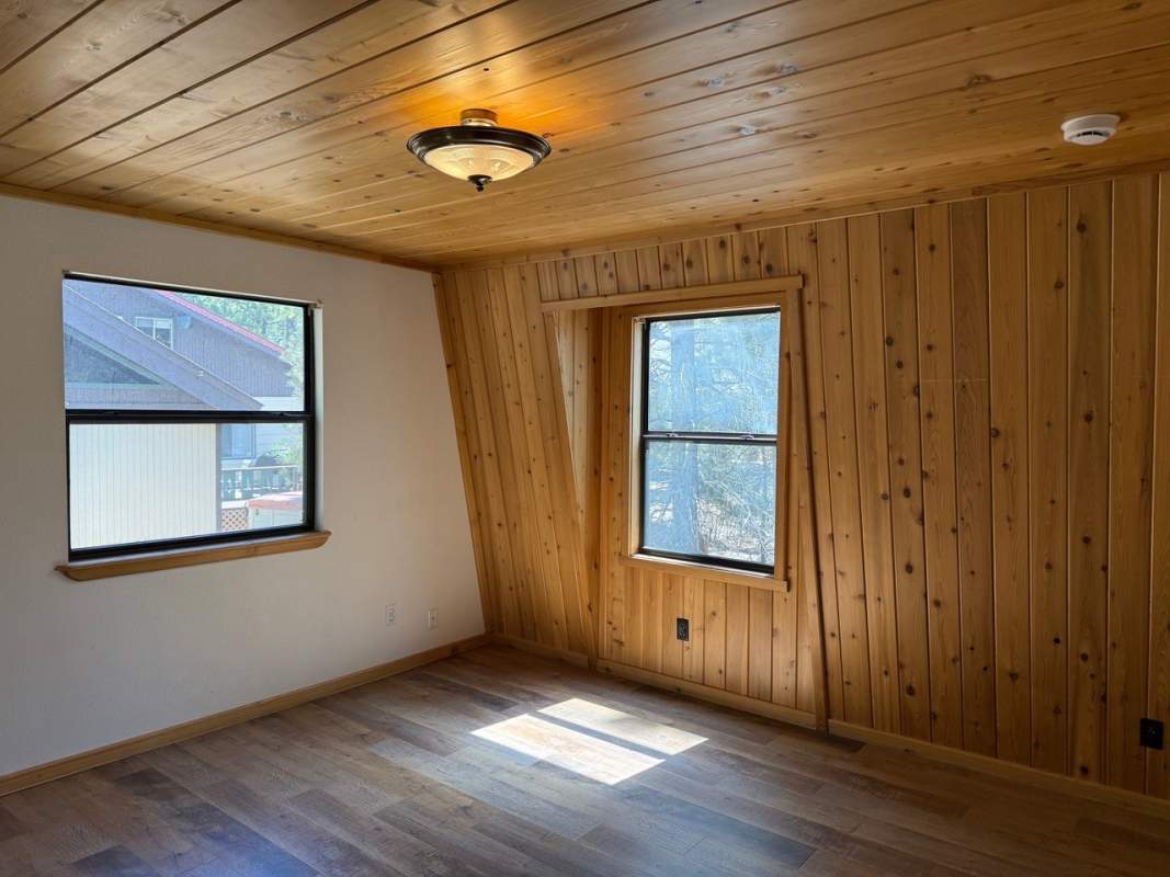 021_Bedroom 021_Bedroom