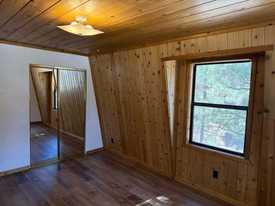 025_Bedroom 025_Bedroom