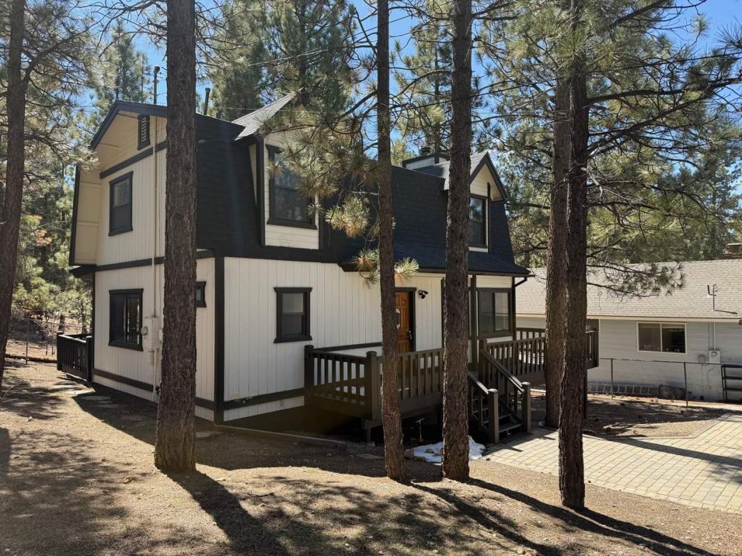 035_Exterior-Front 035_Exterior-Front