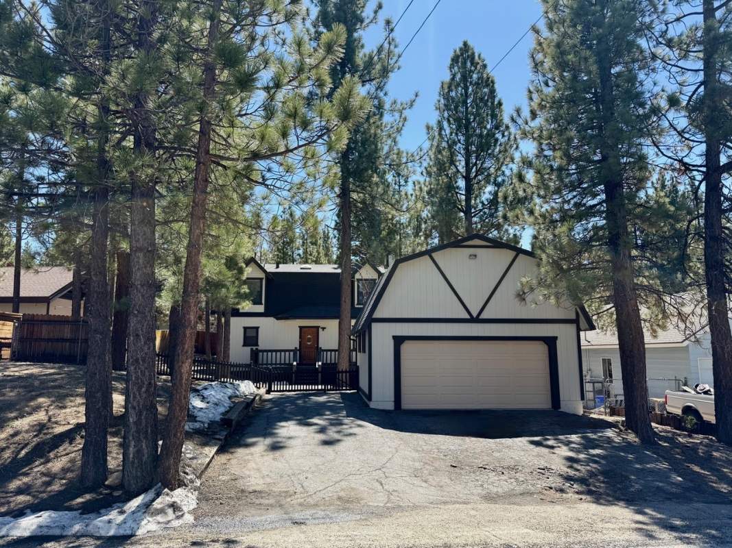 040_Exterior-Front 040_Exterior-Front