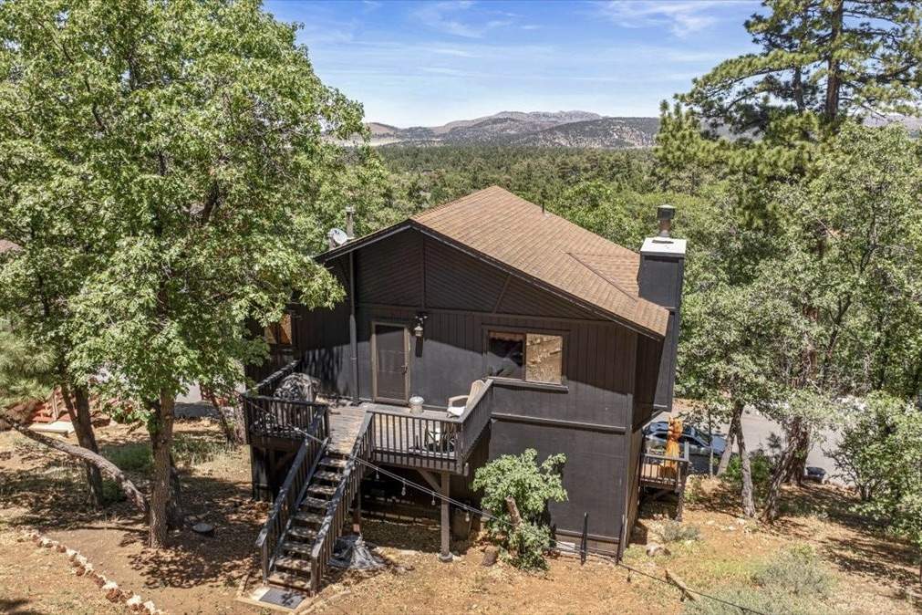 1555 Tuolumne Rd 1555 Tuolumne Rd
