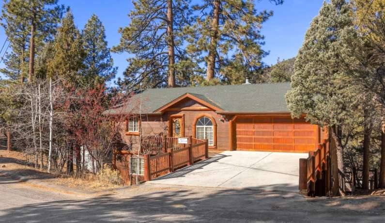 1059 Lookout Mountain Road