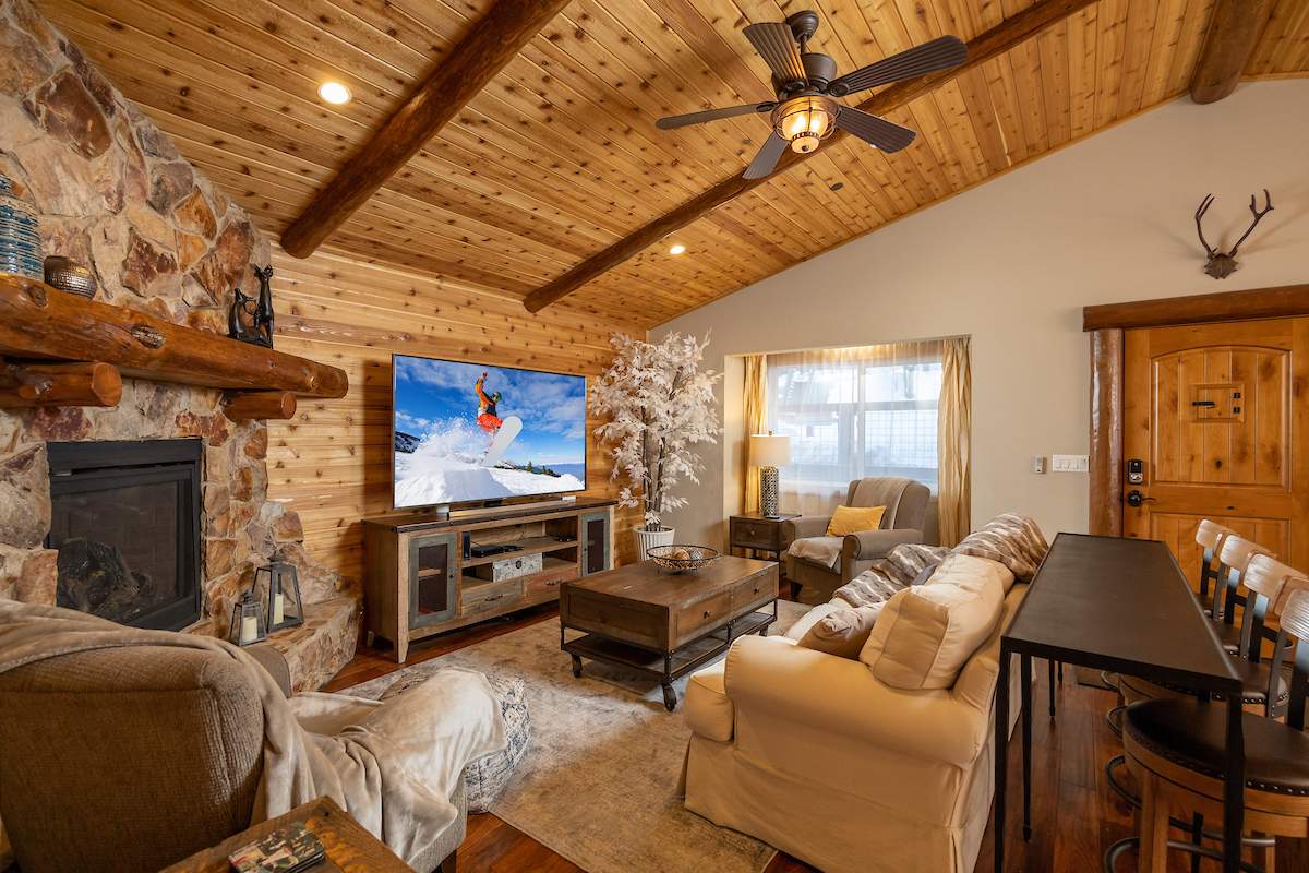 1206 Minton Dr 1206 Minton Dr