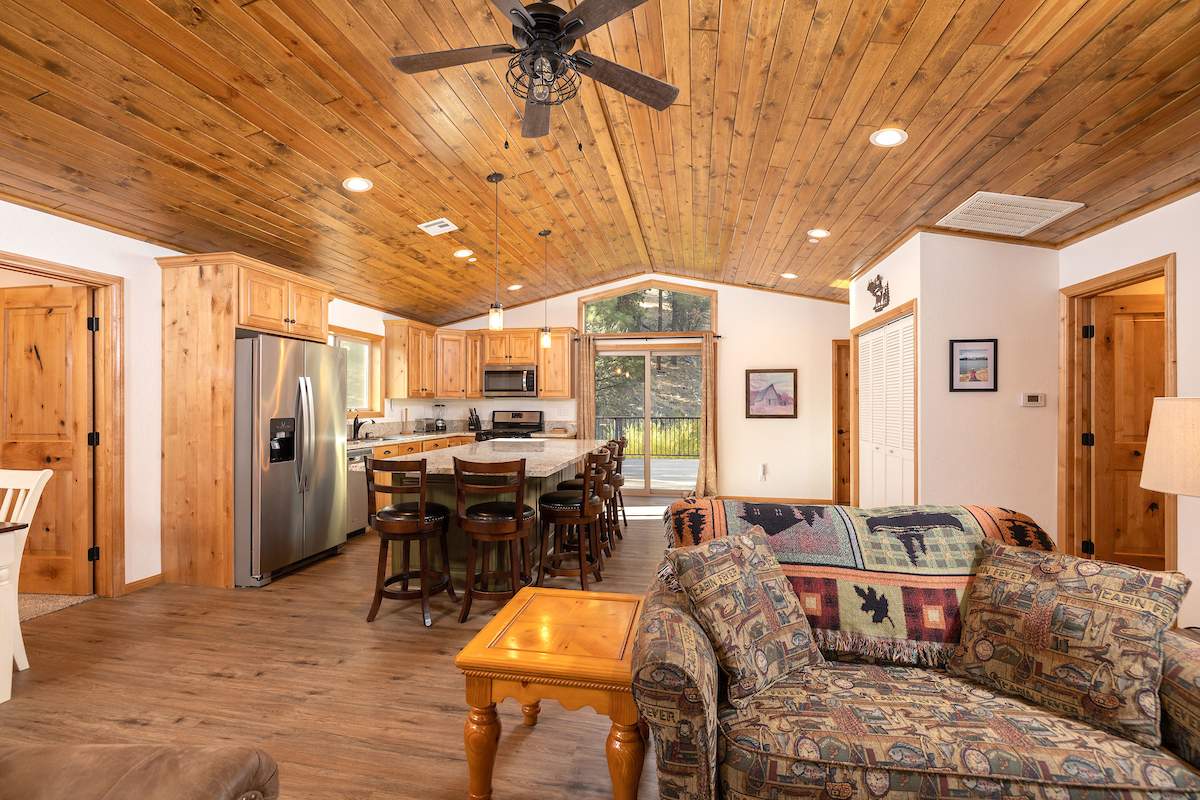 1230 Canyon Rd 1230 Canyon Rd