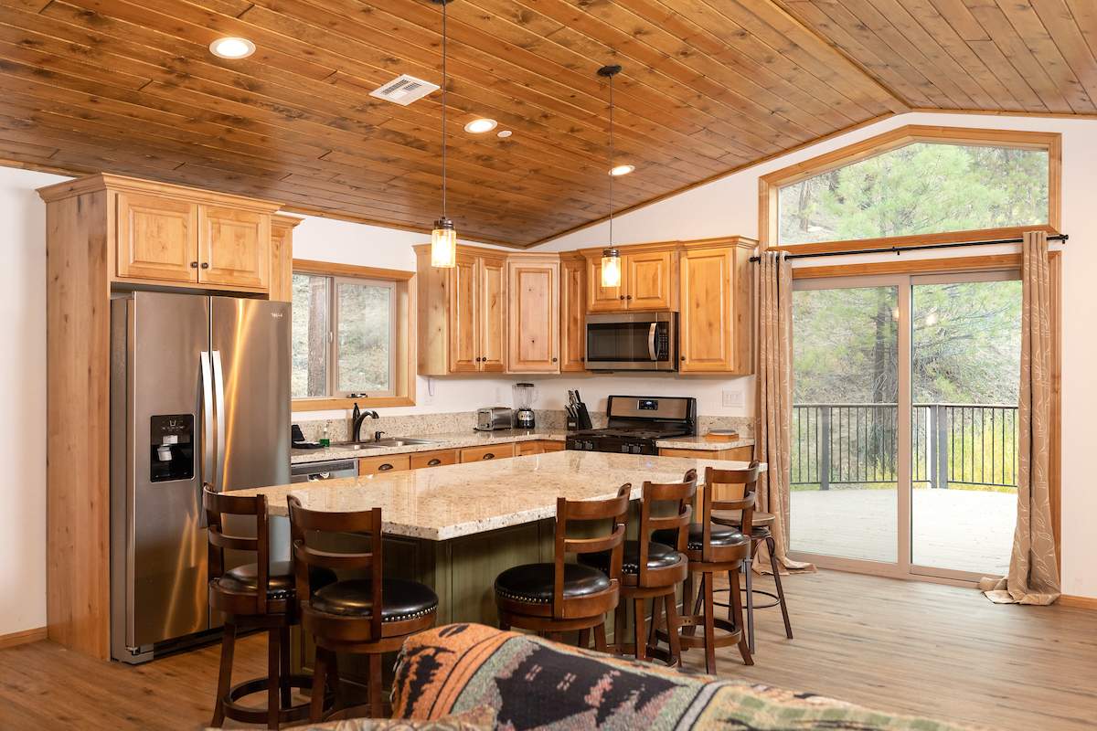 1230 Canyon Rd 1230 Canyon Rd