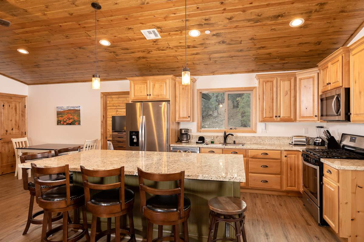 1230 Canyon Rd 1230 Canyon Rd