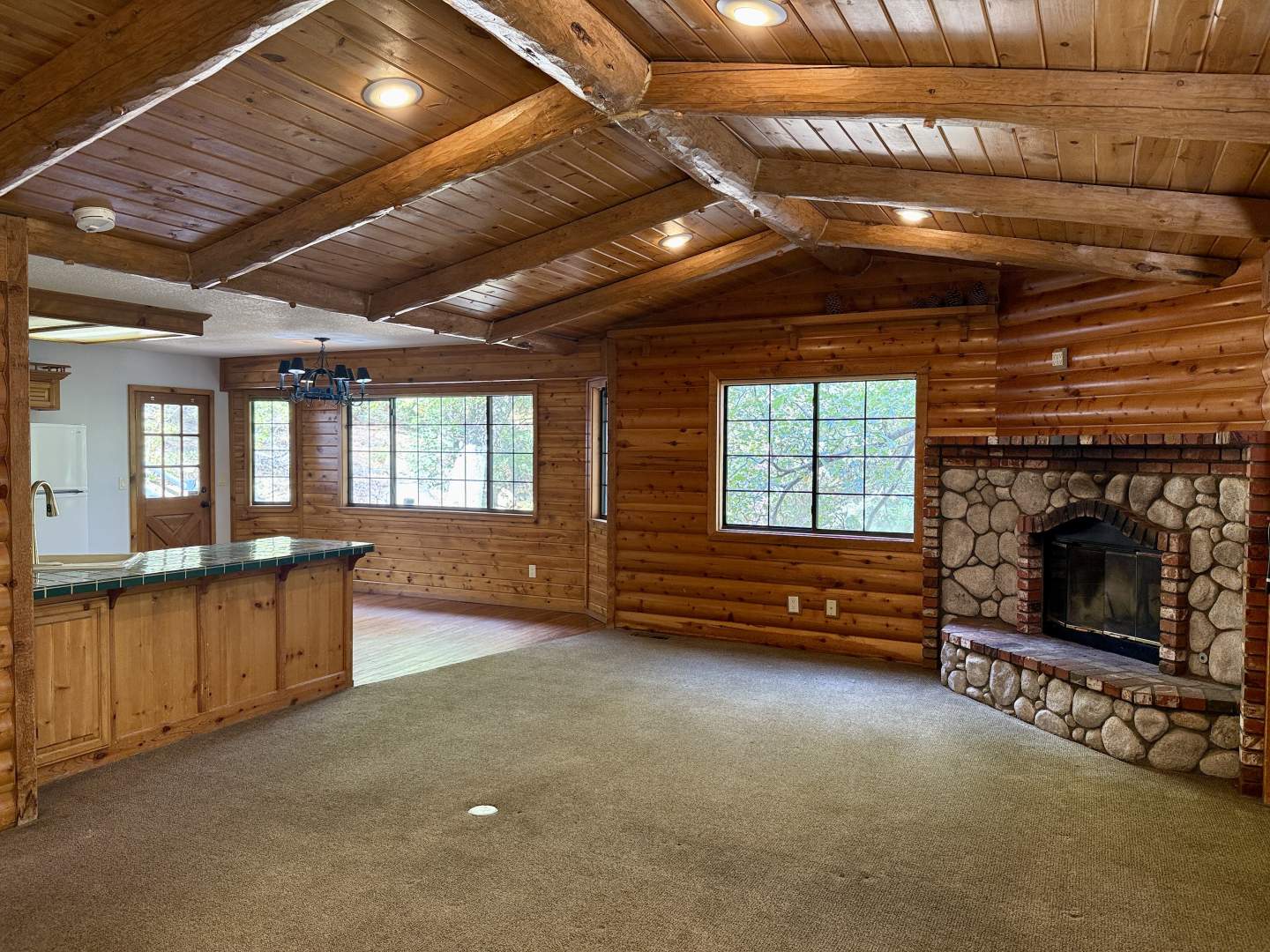 1442 Club View Dr 1442 Club View Dr