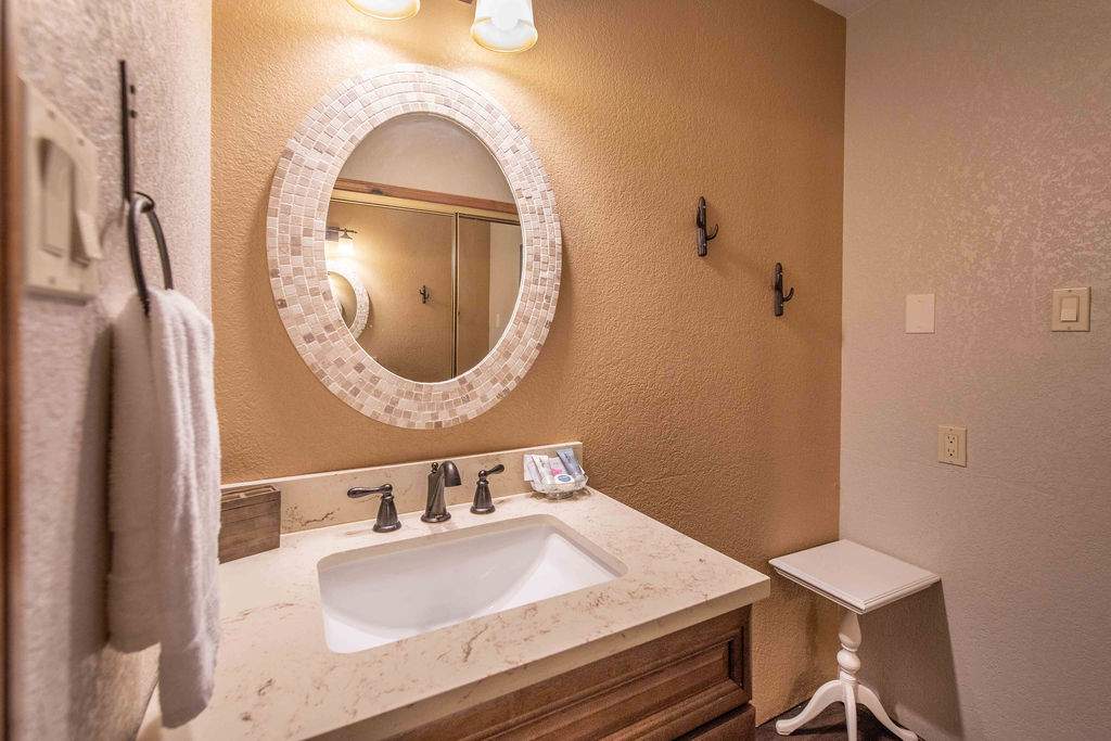 42401 Avalon Rd 42401 Avalon Rd