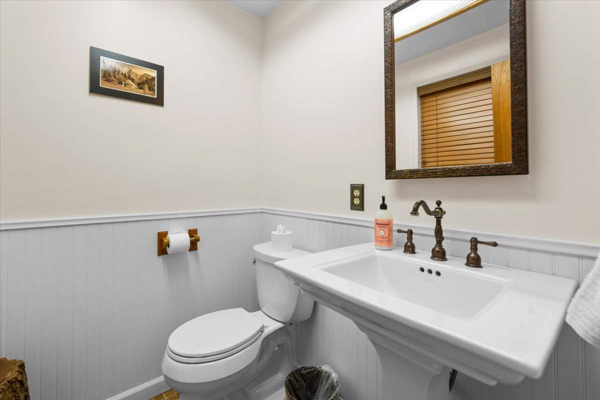 1555 Tuolumne Rd 1555 Tuolumne Rd