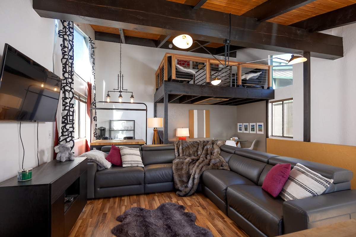 42533 Moonridge Road #4 42533 Moonridge Road #4