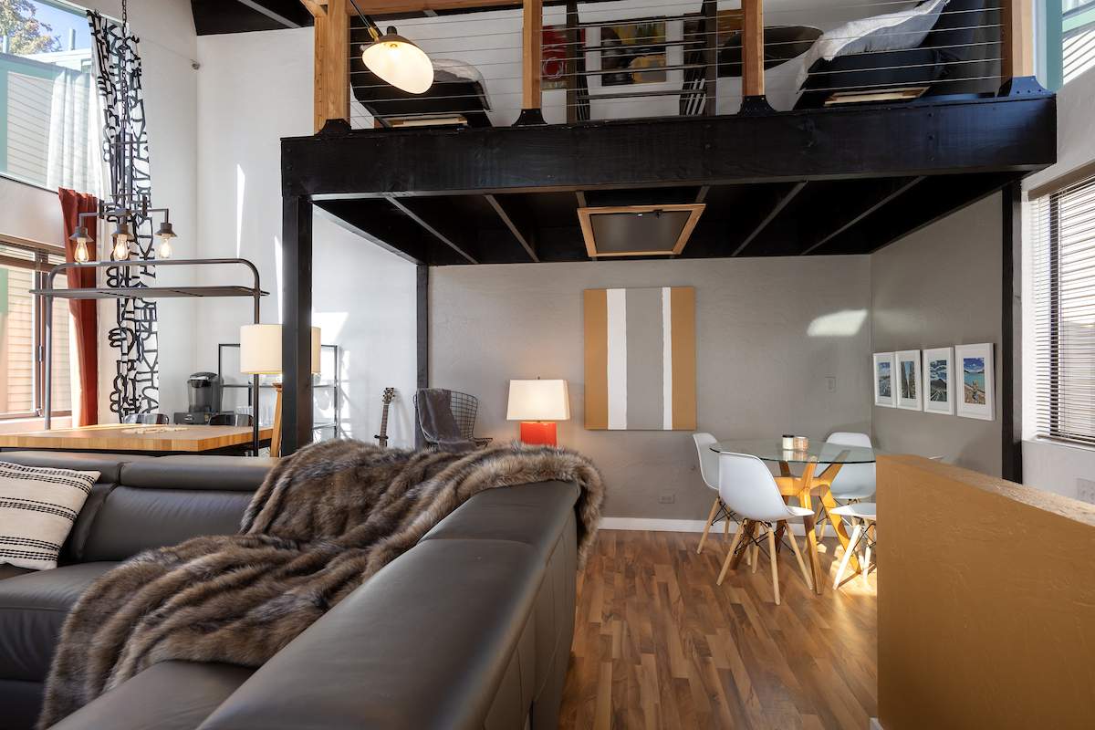 42533 Moonridge Road #4 42533 Moonridge Road #4