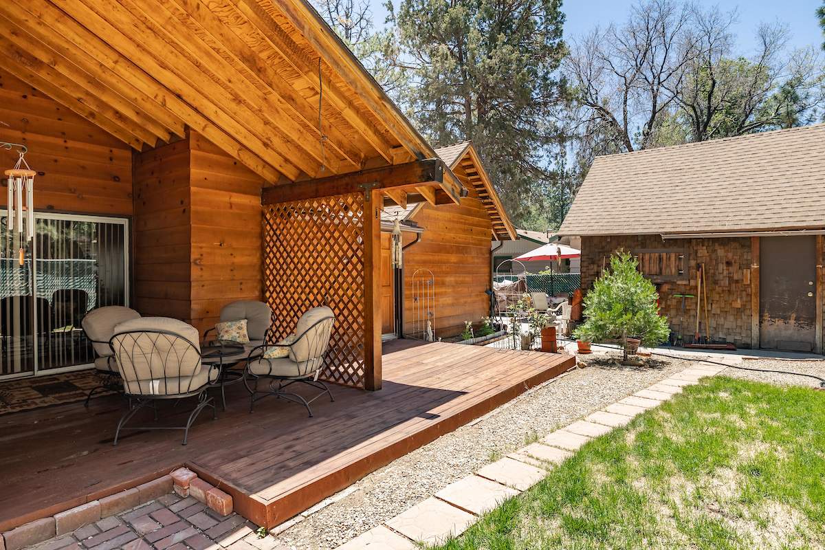 426 Holmes Ln 426 Holmes Ln