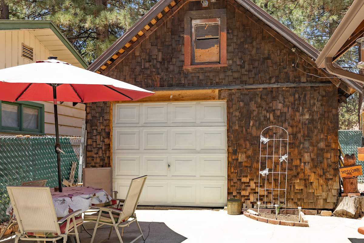 426 Holmes Ln 426 Holmes Ln