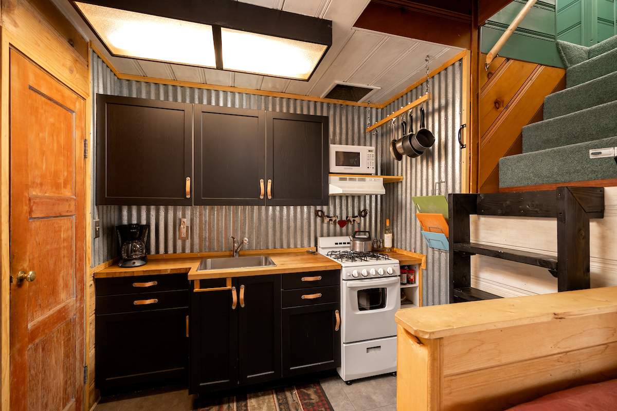 42770 Conifer Dr 42770 Conifer Dr