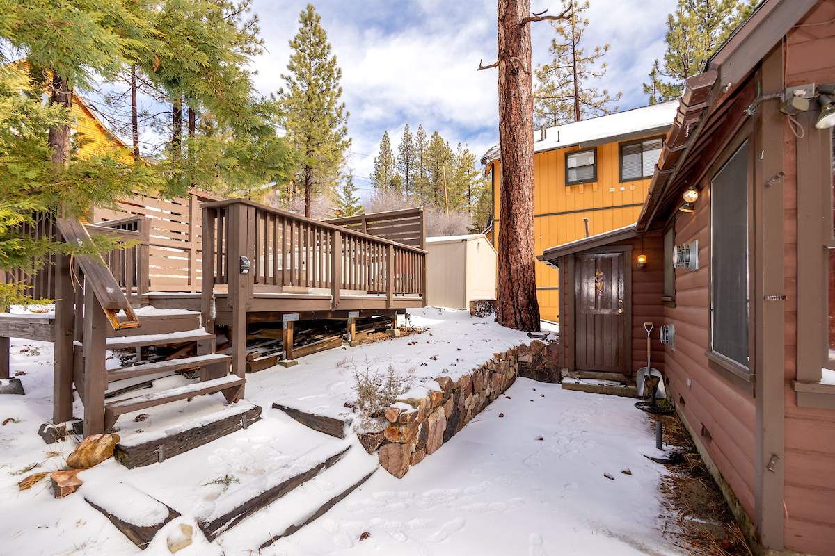 42770 Conifer Dr 42770 Conifer Dr