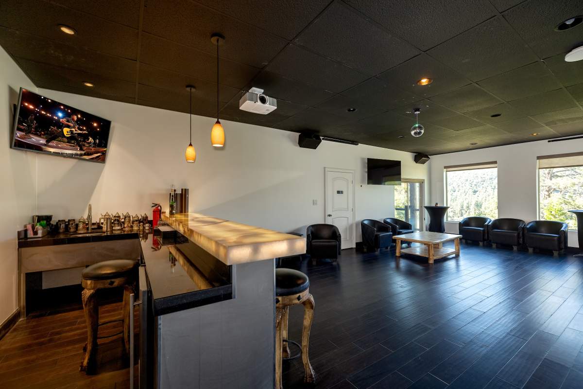 477 Windsong Pl 477 Windsong Pl