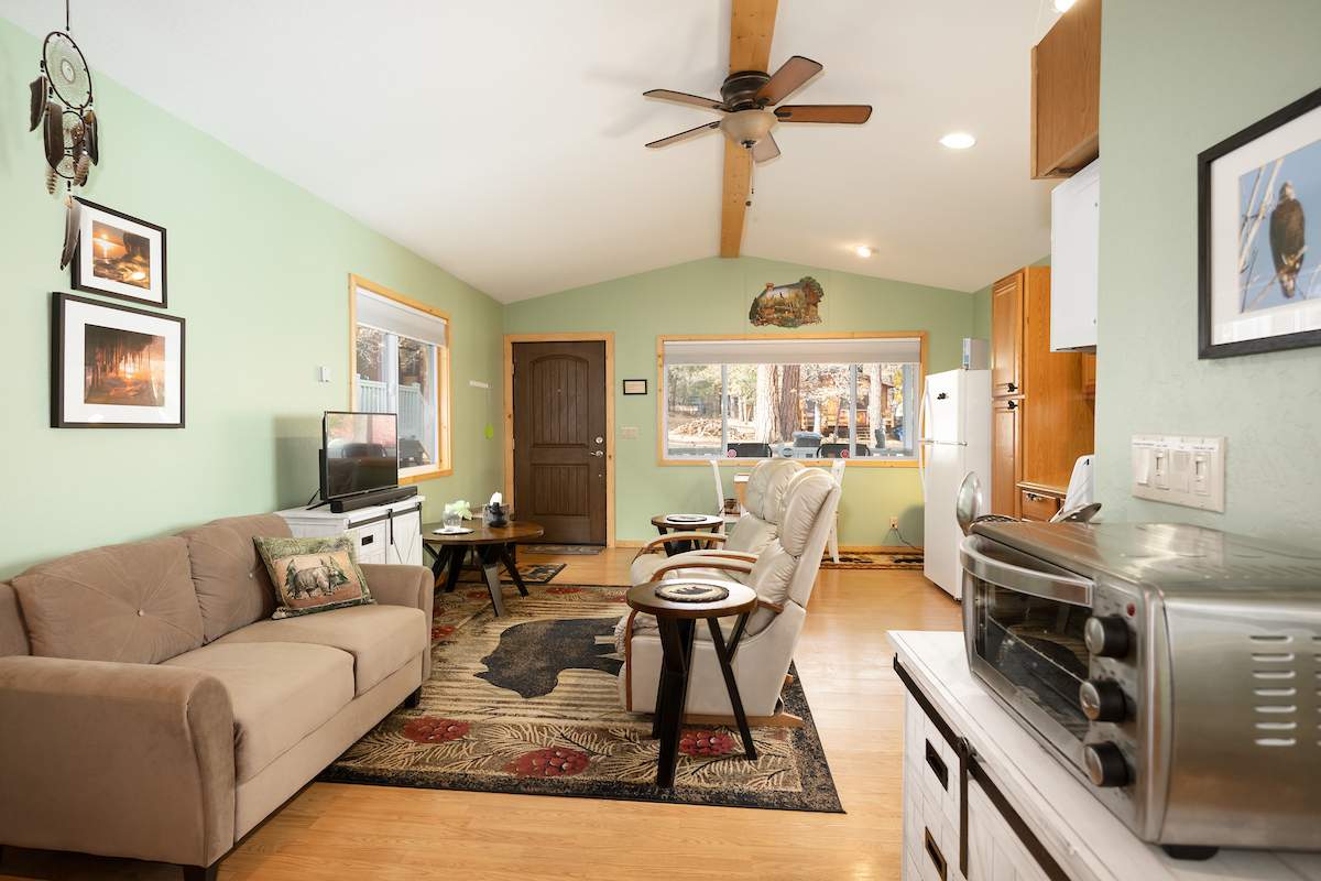 745 Cedar Ave 745 Cedar Ave