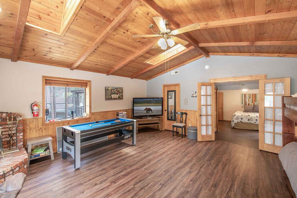 42401 Avalon Rd 42401 Avalon Rd