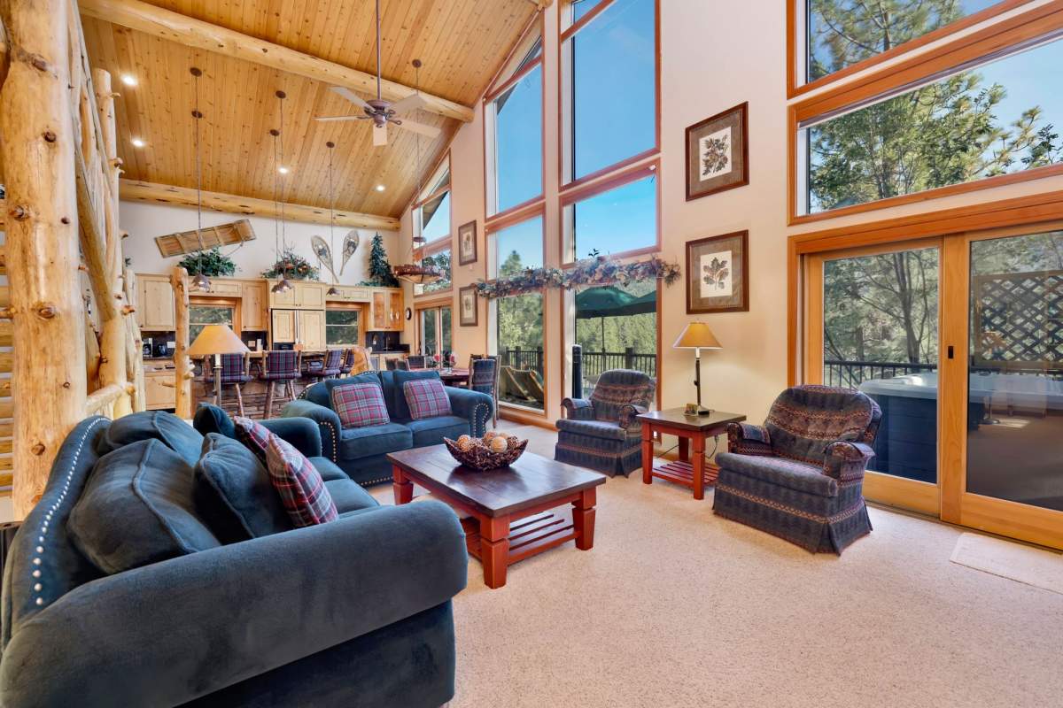 850 Menlo Dr 850 Menlo Dr