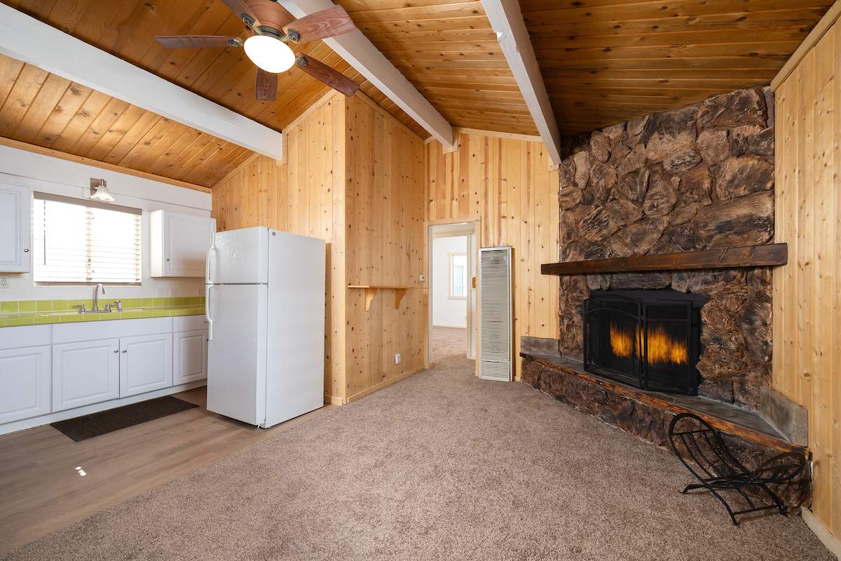 148 Spruce Ln 148 Spruce Ln