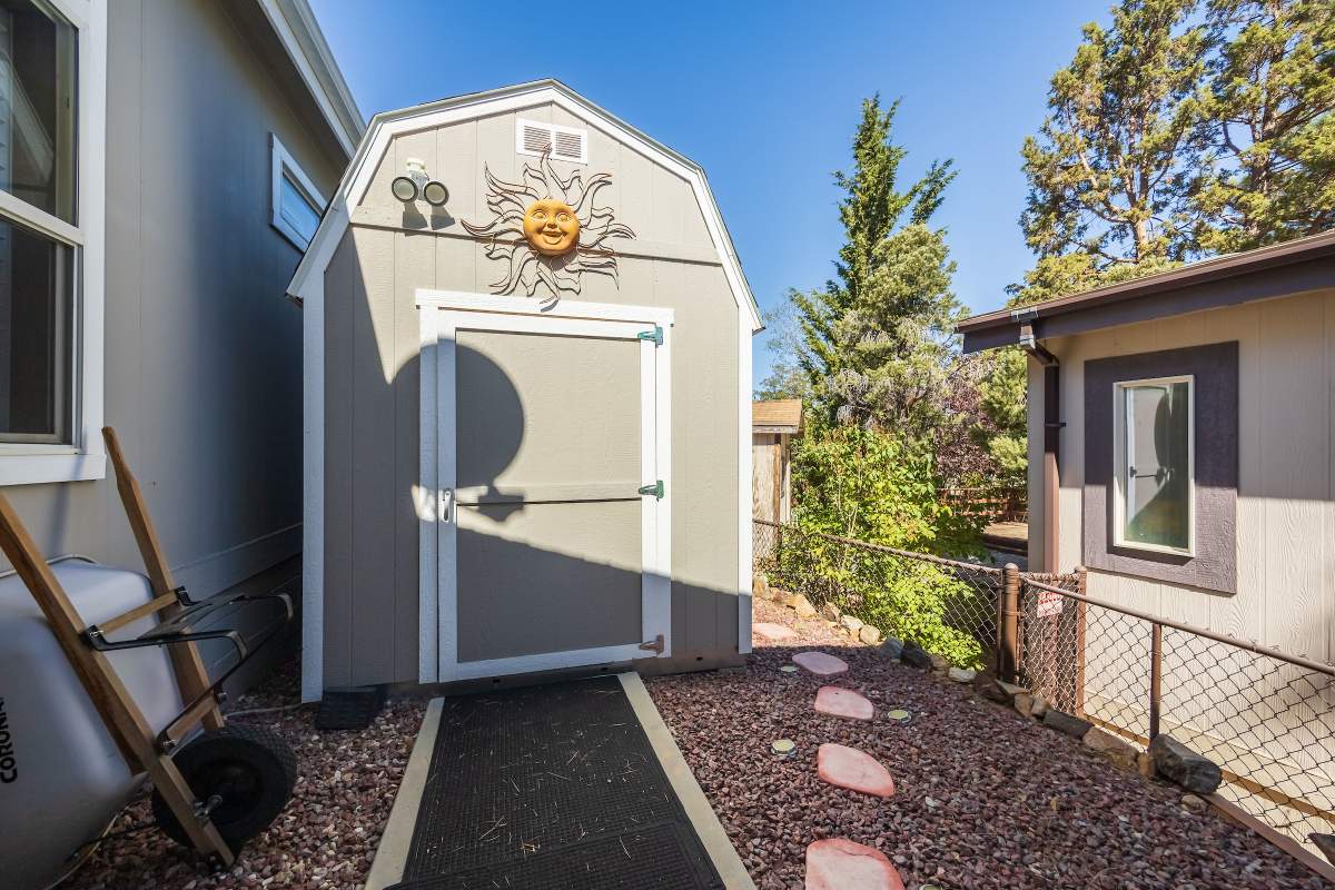 391 Montclair Drive #24 391 Montclair Drive #24