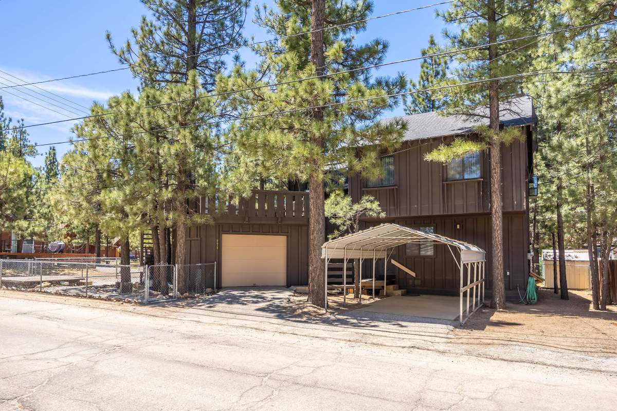 771 Woodland Dr 771 Woodland Dr