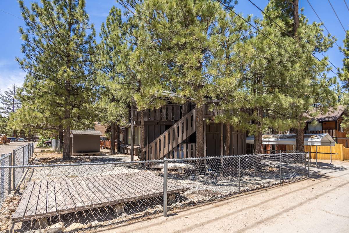 771 Woodland Dr 771 Woodland Dr