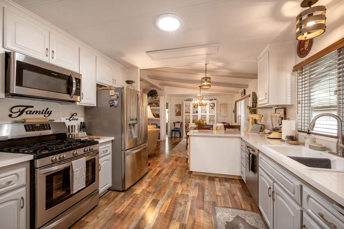 391 Montclair Dr #165 391 Montclair Dr #165