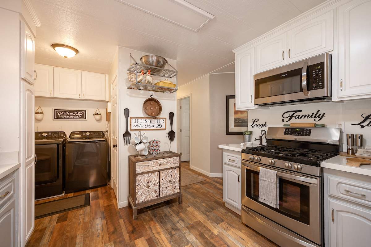 391 Montclair Dr #165 391 Montclair Dr #165