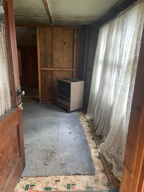 681 Maple Ln 681 Maple Ln