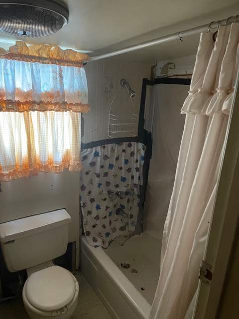 681 Maple Ln 681 Maple Ln