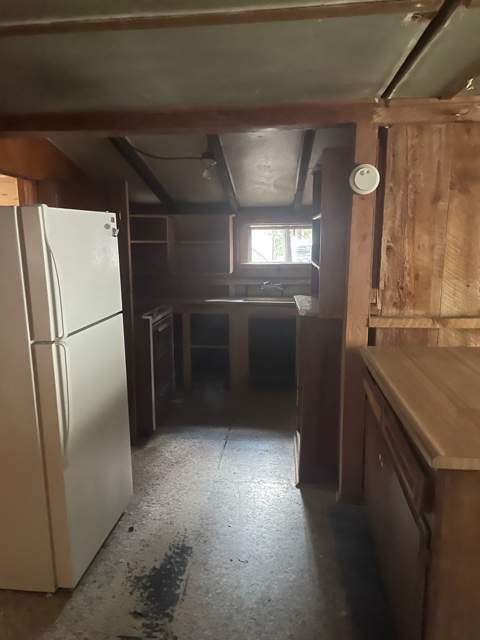 681 Maple Ln 681 Maple Ln