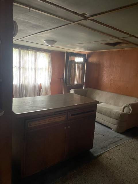 681 Maple Ln 681 Maple Ln