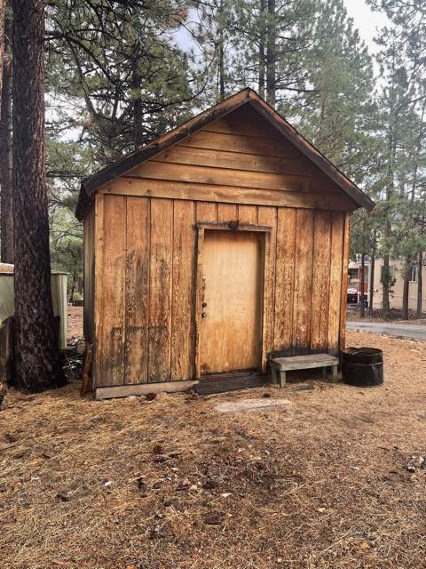 681 Maple Ln 681 Maple Ln