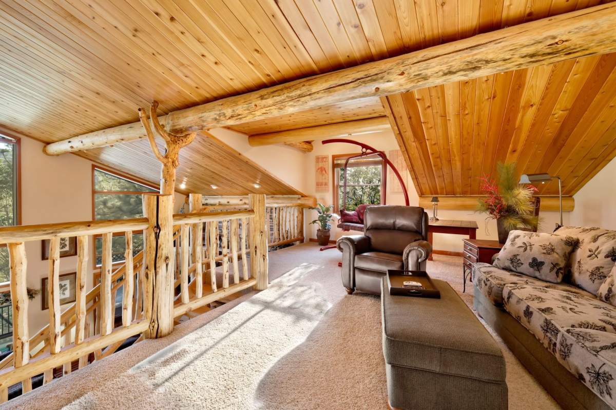 850 Menlo Dr 850 Menlo Dr